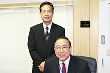 【異業種ネット】月刊経営情報誌『報道ニッポン』特別取材企画 掲載記事─取材記事写真